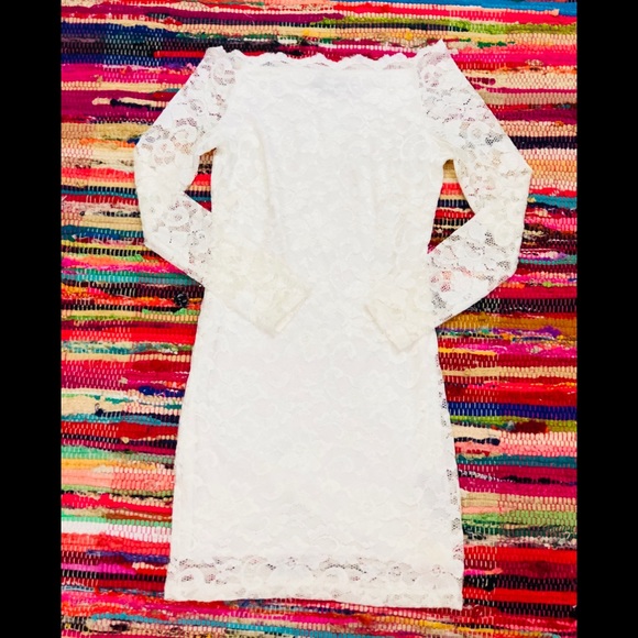 Dresses & Skirts - Off The Shoulder Lace Dress ❤️